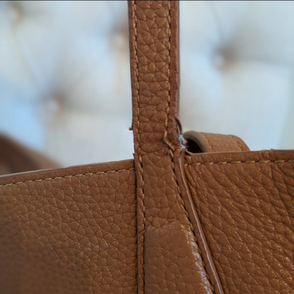 Tory Burch Tote - Picture 8 of 9